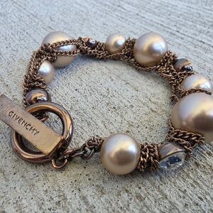 Givenchy Pearl Chain Bracelet Gold Tone Crystal Charm 7.5” Toggle Clasp
